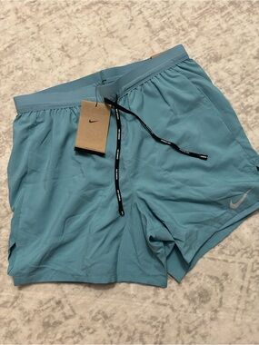 Nike Men’s Teal Athletic Training Shorts